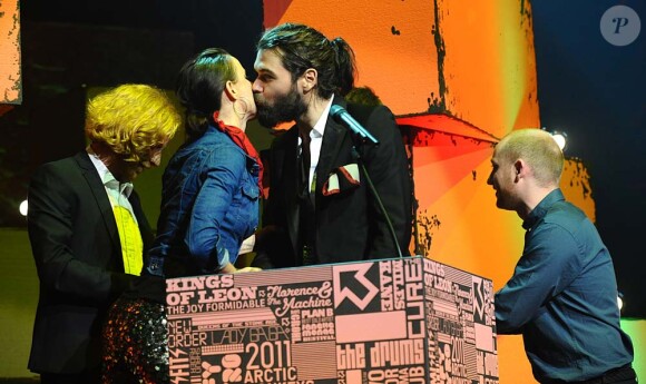 NME Awards, le 23 février 2011 à Londres : Juliette Lewis et Biffy Clyro
