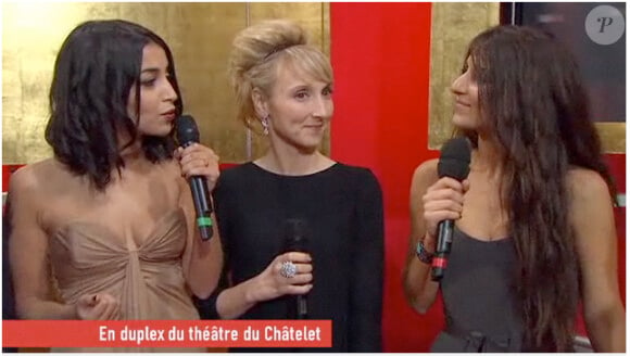 Le casting du film Tout ce qui brille (Leïla Bekhti, Audrey Lamy et Géraldine Nakache), au micro de Canal+, sur le tapis rouge de la 36e nuit des César, vendredi 25 février.
