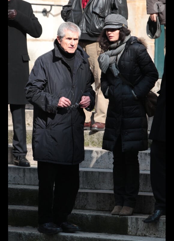 Claude Lelouch et sa fille Salomé quittant l'église Saint-Roch à Paris où se sont déroulées les obsèques d'Annie Girardot le 4 mars 2011