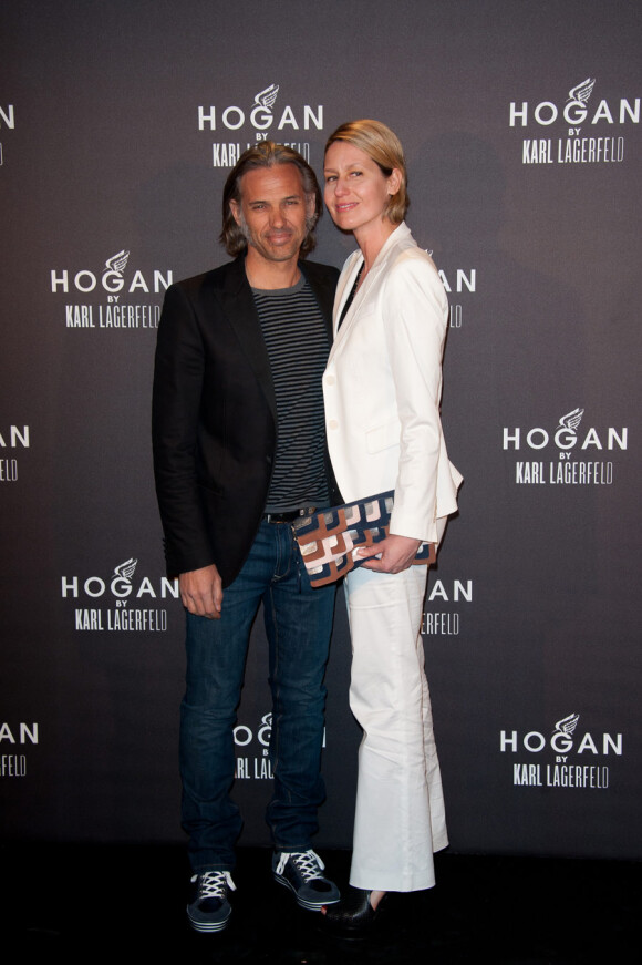 Paul et Luana Belmondo lors du cocktail de présentation de la collection  Hogan by Karl Lagerfeld dans l'hôtel Salomon de Rothschild à Paris le 4  mars 2011