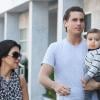 Kourtney Kardashian, son mari Scott Disick et leur fils Mason, Los Angeles, le 29 janiver 2011