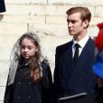 La princesse Antoinette, décédée dans la nuit du 17 au 18 mars 2011 au  CH Princesse Grace, a reçu l'hommage de tout-Monaco lors de ses  funérailles le 23 mars... Alexandra de Hanovre a été épaulée par son demi-frère Pierre Casiraghi. 