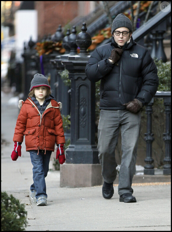 Matthew Broderick accompagne son fils James à l'école le 10 janvier 2011 à New York
