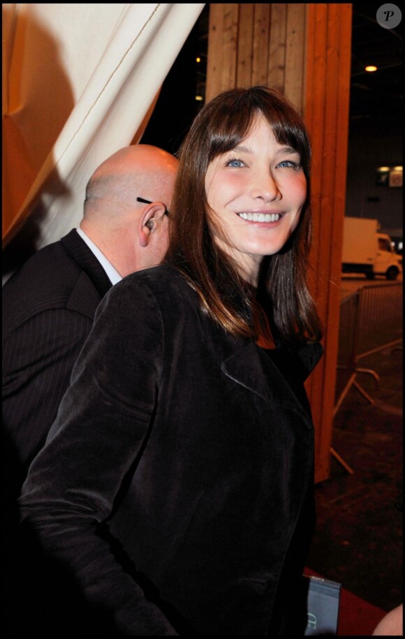 Carla Bruni, en mars 2011, au Salon du Livre, à Paris.
