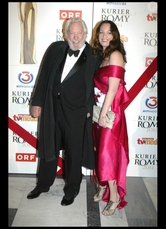 Donald Sutherland et Natalie Woerner au 22e gala Romy au Hofburg à Vienne le 16 avril 2011