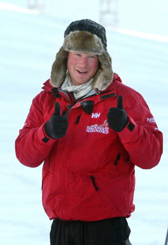 Le prince Harry (photo : début avril 2011 lors de son expédition en Arctique), témoin de son frère William lors de son mariage avec Kate Middleton, a promis un discours pimenté... Mais une fuite sur Internet n'a pas dû l'amuser beaucoup !