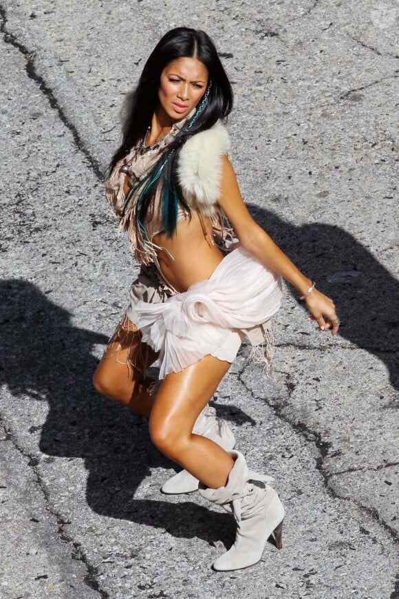 Nicole Scherzinger nous montre encore son corps de rêve... Et il y a de quoi faire des jalouses ! Los Angeles, 21 avril 2011