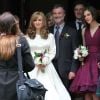 Photo de famille lors du mariage de Caleb Knightley au Pollokshields Burgh Hal de Glasgow en Ecosse le 23 avril 2011