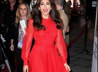 Eva Mendes et sa robe rouge ont éclipsé toutes les autres beautés...