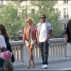 Jay-Z et sa femme Beyoncé font les touristes à Paris le 25 avril 2011