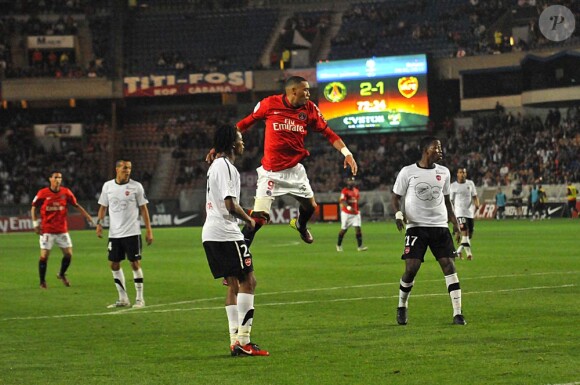 Des images de la victoire du PSG sur Valenciennes 3 buts à 1, au Parc des Princes, à Paris, le 30 avril 2011.