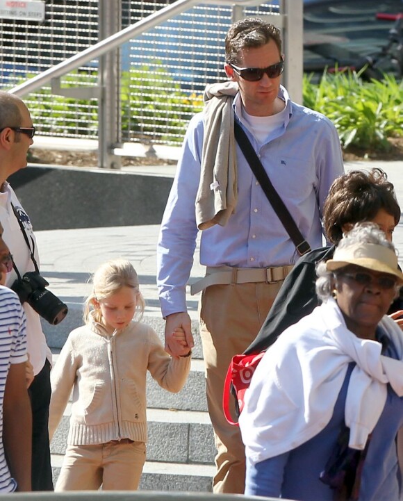 L'Infante Cristina d'Espagne et son mari Iñaki Urdangarin avec leur quatre enfants et des amis, au Lincoln Memorial, à Washington le 17 avril 2011