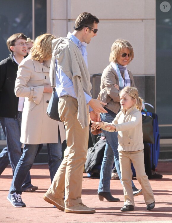 L'Infante Cristina d'Espagne et son mari Iñaki Urdangarin avec leur quatre enfants et des amis, au Lincoln Memorial, à Washington le 17 avril 2011