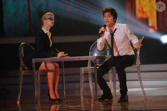 Florian Giustiniani lors du prime du 10 mai 2011 de X Factor sur M6