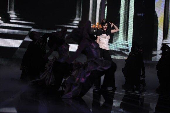 Sarah Manesse lors du prime du 10 mai 2011 de X Factor sur M6