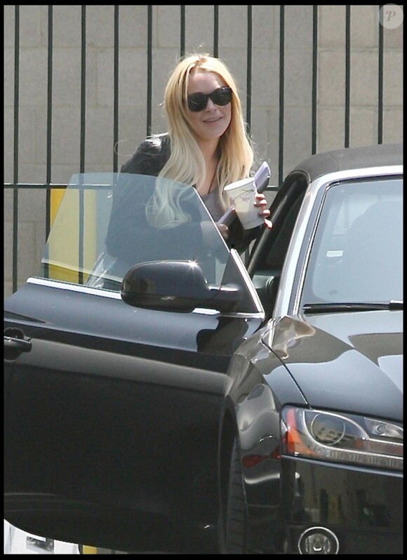 Lindsay Lohan continue, en attendant la décision de ce jour 11 mai 2011, ses travaux d'intérêts généraux dans la basse ville de LA