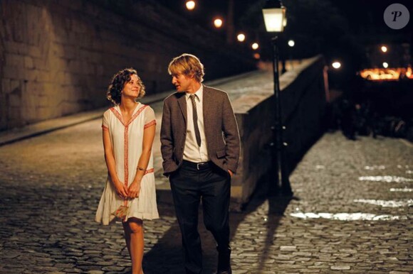 Des images de Minuit à Paris, sorti le 11 mai 2011.