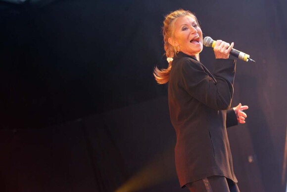 Sheila en concert à Binche en Belgique, le 9 septembre 2007.