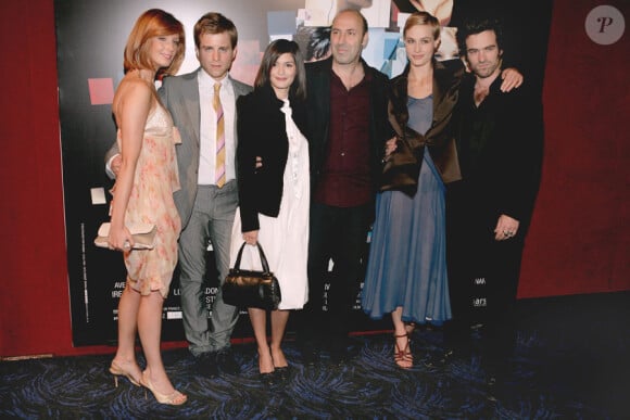 Romain Duris et l'équipe des Poupées Russes de Cédric Klapisch le 7 juin 2005