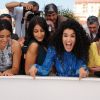 Hafsia Herzi, Leïla Bekhti, Sabrina Ouazani et Biyouna lors du photocall du film La Source des femmes le 21 mai  2011 au festival de Cannes