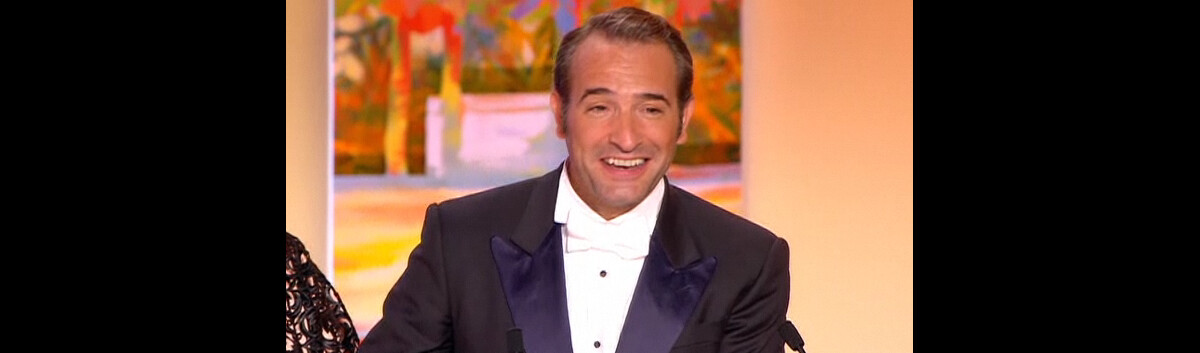 Photo : Jean Dujardin reçoit le prix d'interprétation masculine - Ode ...
