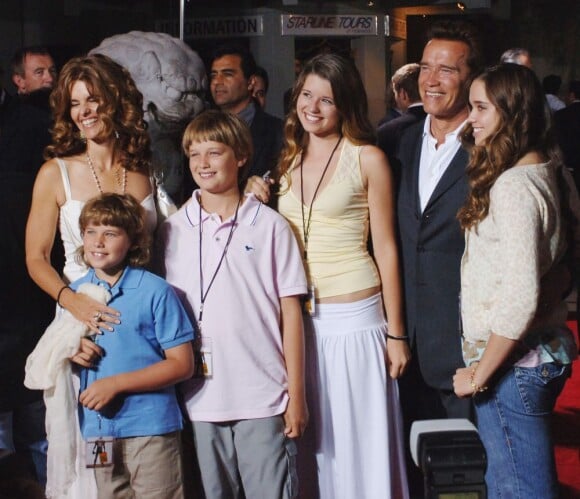 Arnold Schwarzenegger avec sa femme et ses enfants en 2005