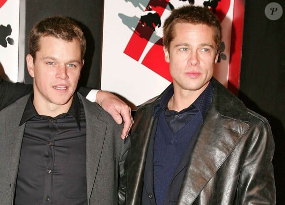 Matt Damon et Brad Pitt, ici en promotion de Ocean's Twelve à Paris en décembre 2012, ont prêté leurs voix à des personnages de Happy Feet 2, en salles le 7 décembre 2011.
