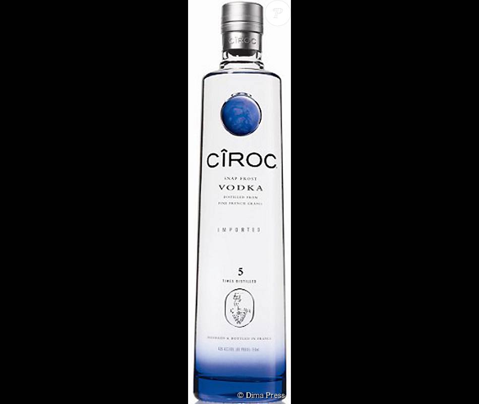 Https Static1 Purepeople Com Articles 3 80 73 30238 Vodka Ciroc Par P Diddy 950x0 1 Jpg