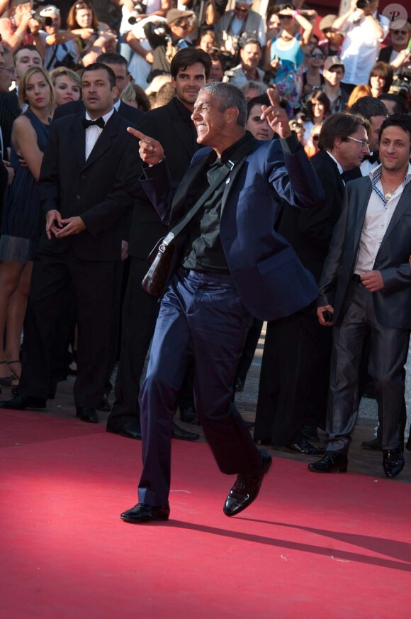 Samy Naceri monte les marches de Cannes, projection de This must be the place, le 20 mai 2011.