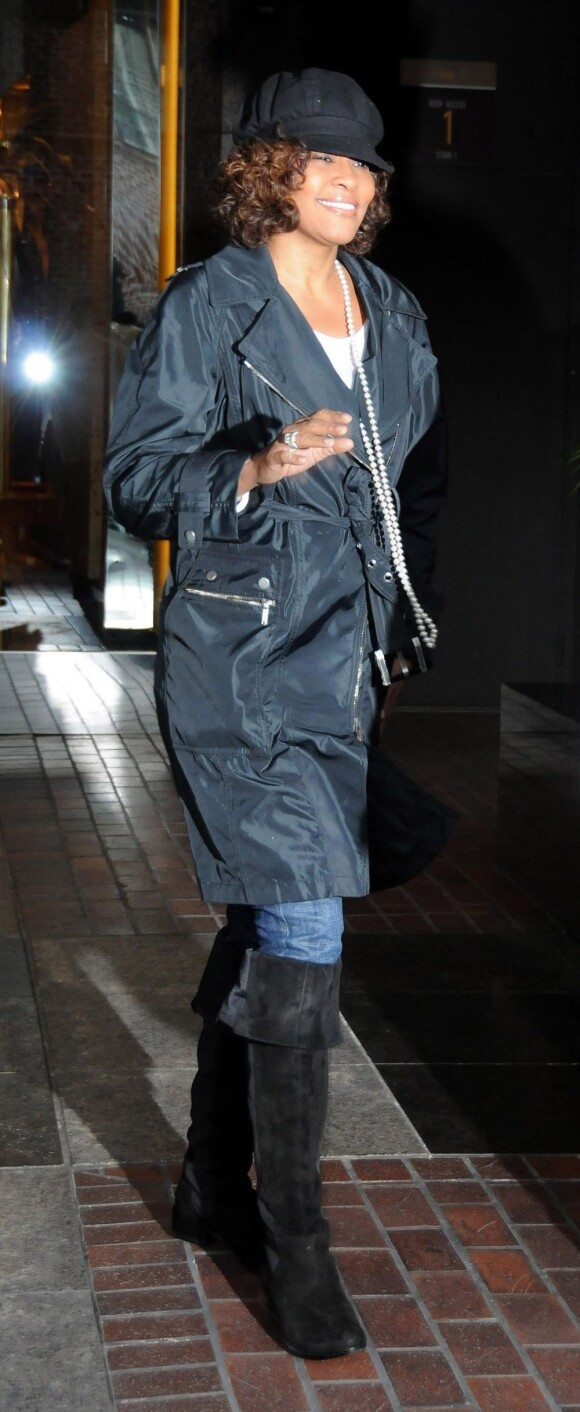 Whitney Houston à la sortie d'un centre médical à Los Angeles, en février 2011.