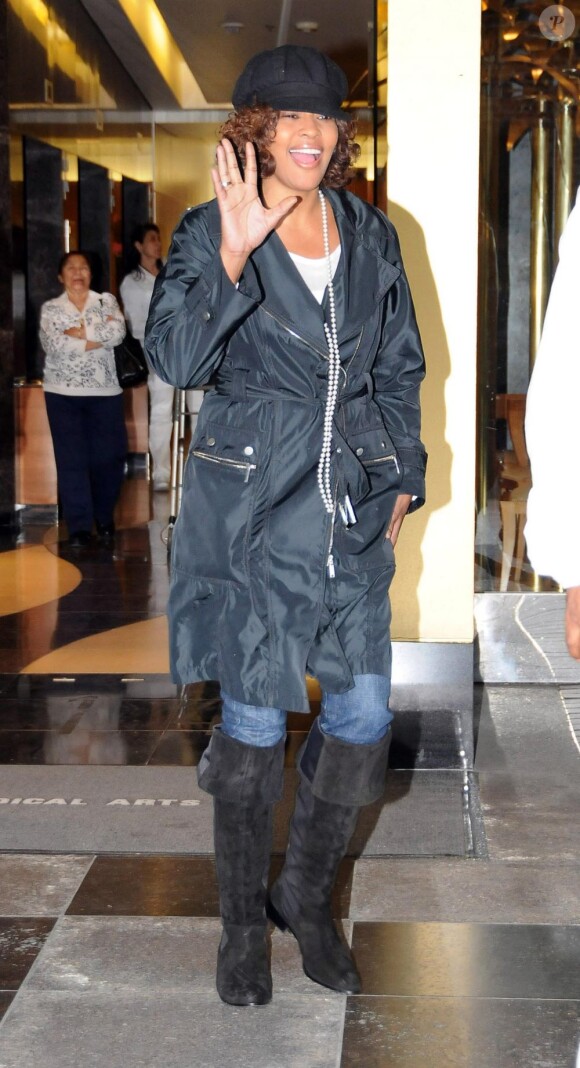 Whitney Houston à la sortie d'un centre médical à Los Angeles, en février 2011.