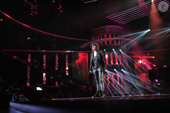 Sarah Manesse n'a pas suffisamment convaincu avec ses Adieux d'un sex-symbol, prémonitoires, et sa reprise soporifique de Creep. A l'issue du prime du 14 juin 2011, elle quitte l'aventure X Factor et échoue au pied du podium.