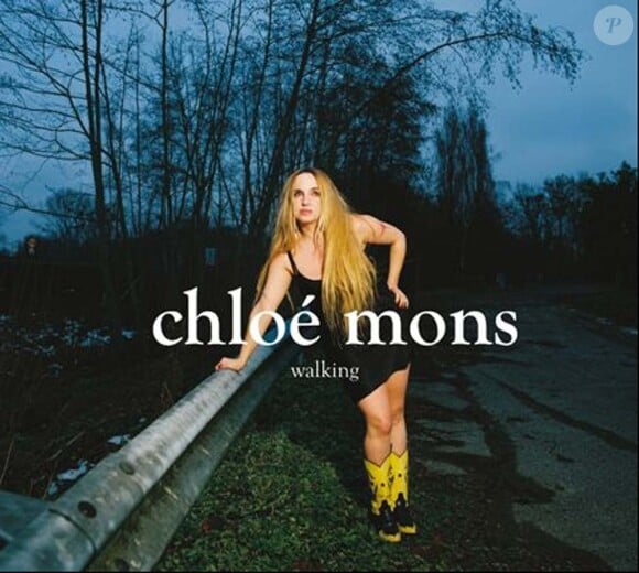 Chloé Mons - Walking - mai 2011.