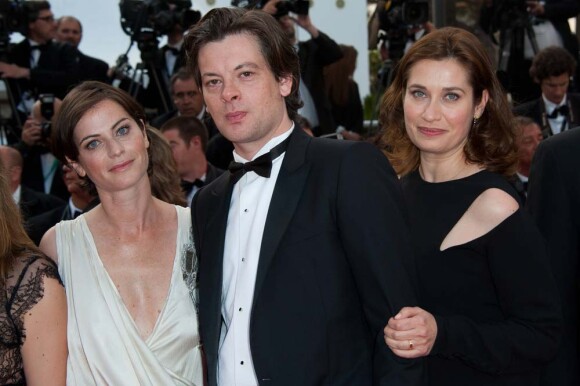 L'équipe de Pourquoi tu pleures ? à Cannes, le 19 mai 2011 : la réalisatrice Katia Lewkowicz, Benjamin Biolay et Benjamin Biolay.