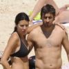 Raul en famille sur la plage de Minorque, le 14 juin 2011