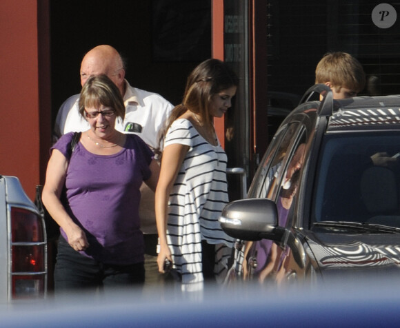 Justin Bieber et sa chérie Selena Gomez à Stratford au Canada, le 2 juin 2011