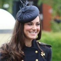 Kate Middleton : Une princesse sublime et radieuse dans son uniforme militaire