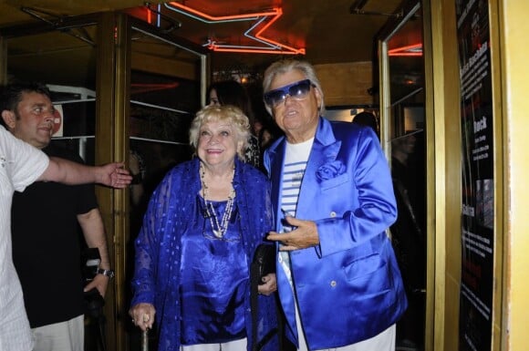 Perrette Souplex et Michou lors du 75e anniversaire de la célèbre boîte de nuit le Balajo à Paris le 27 juin 2011