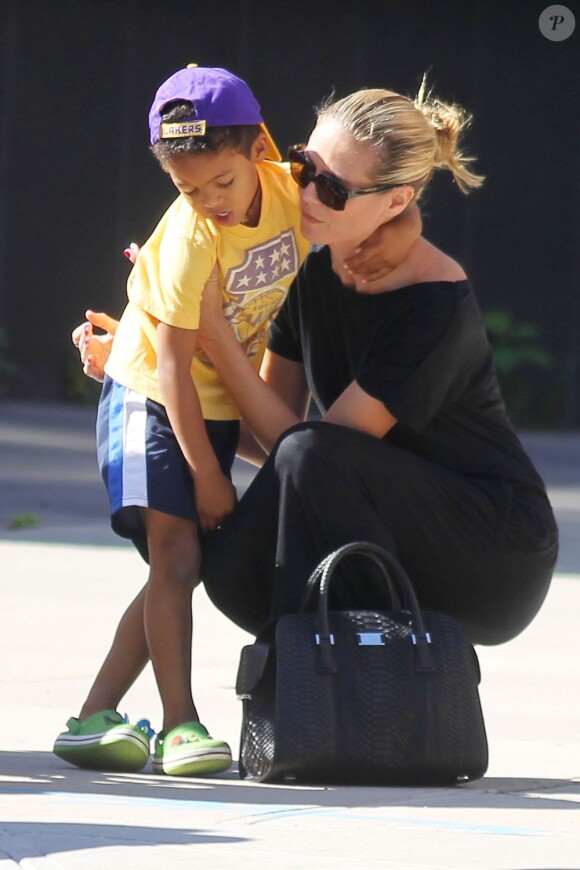 Heidi Klum entourée de ses enfants et de sa mère à New York le 28 juin 2011