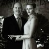 L'album photo souvenir du mariage du prince Albert de Monaco et de Charlene Wittstock sera en vente à partir du 15 septembre 2011. Les droits d'auteur seront reversés au profit de la Fondation du prince.
