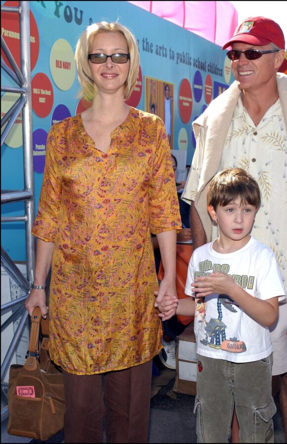 Lisa Kudrow, son fils Julian et son époux Michel en 2003.