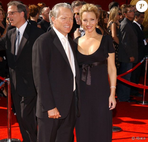 Lisa Kudrow Pourquoi Elle A Tourne Le Dos Au Succes Purepeople Lisa kudrow and michel stern were married at the ages of 31 and 37, respectively. lisa kudrow pourquoi elle a tourne le