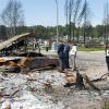 Des paysages de désolation attendaient le prince et sa belle, en guise d'avant-dernière étape de leur Royal Tour au Canada.
Sacrifiant leur parenthèse amoureuse, le prince William et Kate Middleton se sont rendus mercredi 6 juillet 2011 à Slave Lake, un village du nord de la province de l'Alberta dévasté par un terrible incendie le 15 mai.