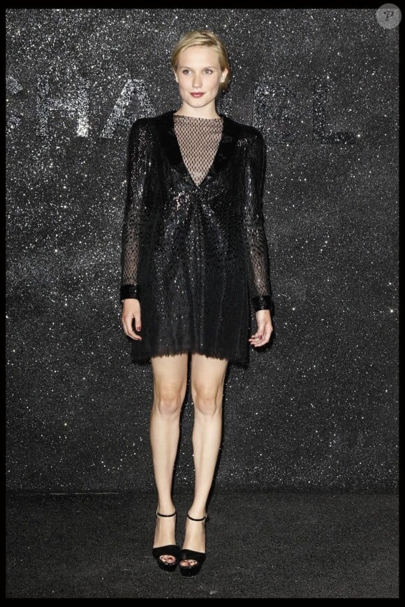 Ana Girardot au défilé Chanel Haute Couture 2011/2012