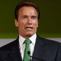 Arnold Schwarzenegger shérif au cinéma... Besoin d'argent, Schwarzy ?