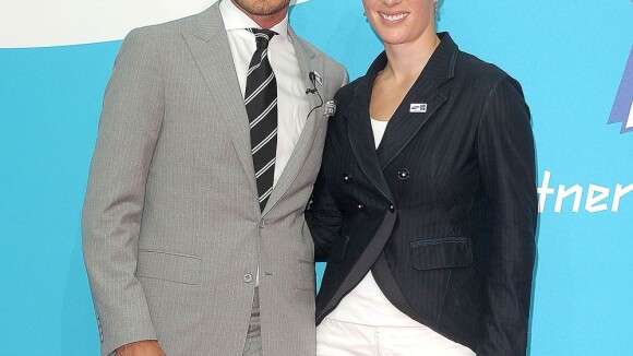 Zara Phillips, bientôt mariée, et David Beckham, heureux papa, ont le feu sacré