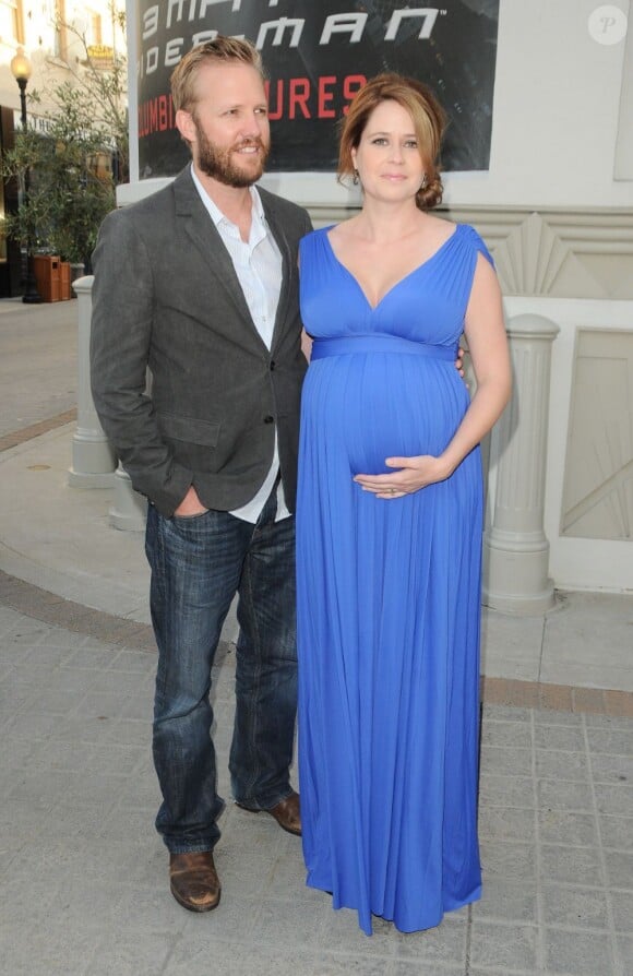 Jenna Fischer enceinte et son mari Lee Kirk à la première de A Little Help à Los Angeles le 14 juillet 2011