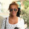 Julie de Secret Story 4 se promène dans les rues de Saint-Tropez le 19 juillet 2011