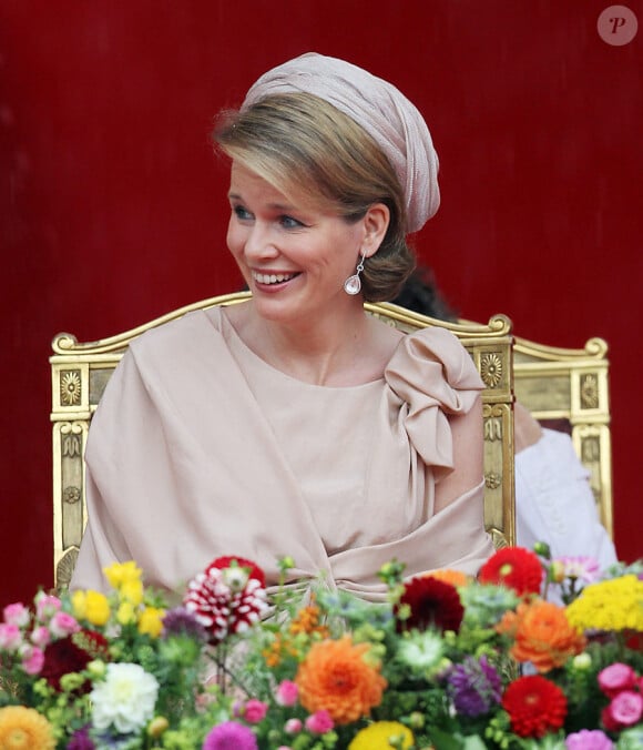 La princesse Mathilde lors des défilés de la fête nationale de Belgique, à Bruxelles le 21 juillet 2011