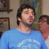 Patrick Fiori participe aux Vendanges du Coeur, à Ouveillan, dans l'Aude, jeudi 21 juillet 2011.